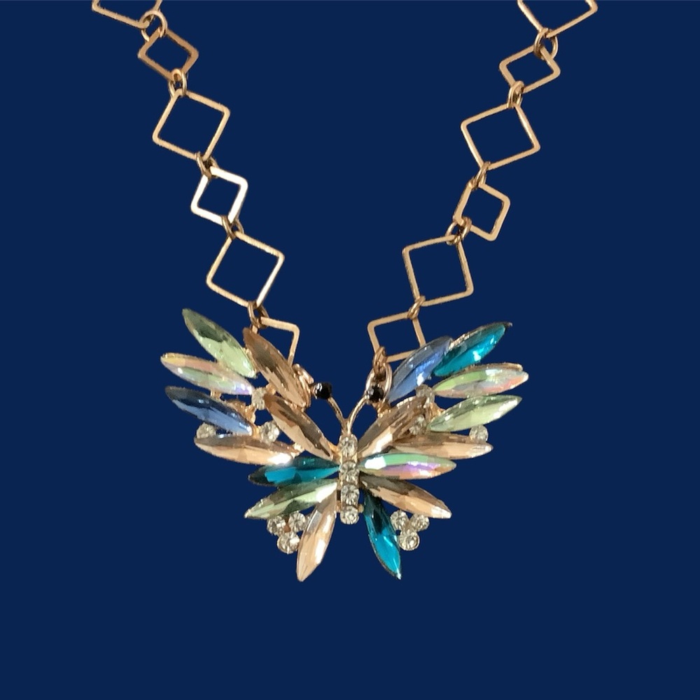 Elegant Butterfly Necklace with Multicolor Crystals